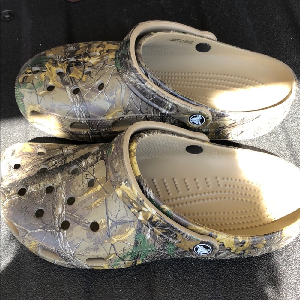 Crocs